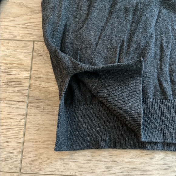 Gap Factory double V-neck sweater drop shoulder with rhinestone detail size M - Picture 2 of 3